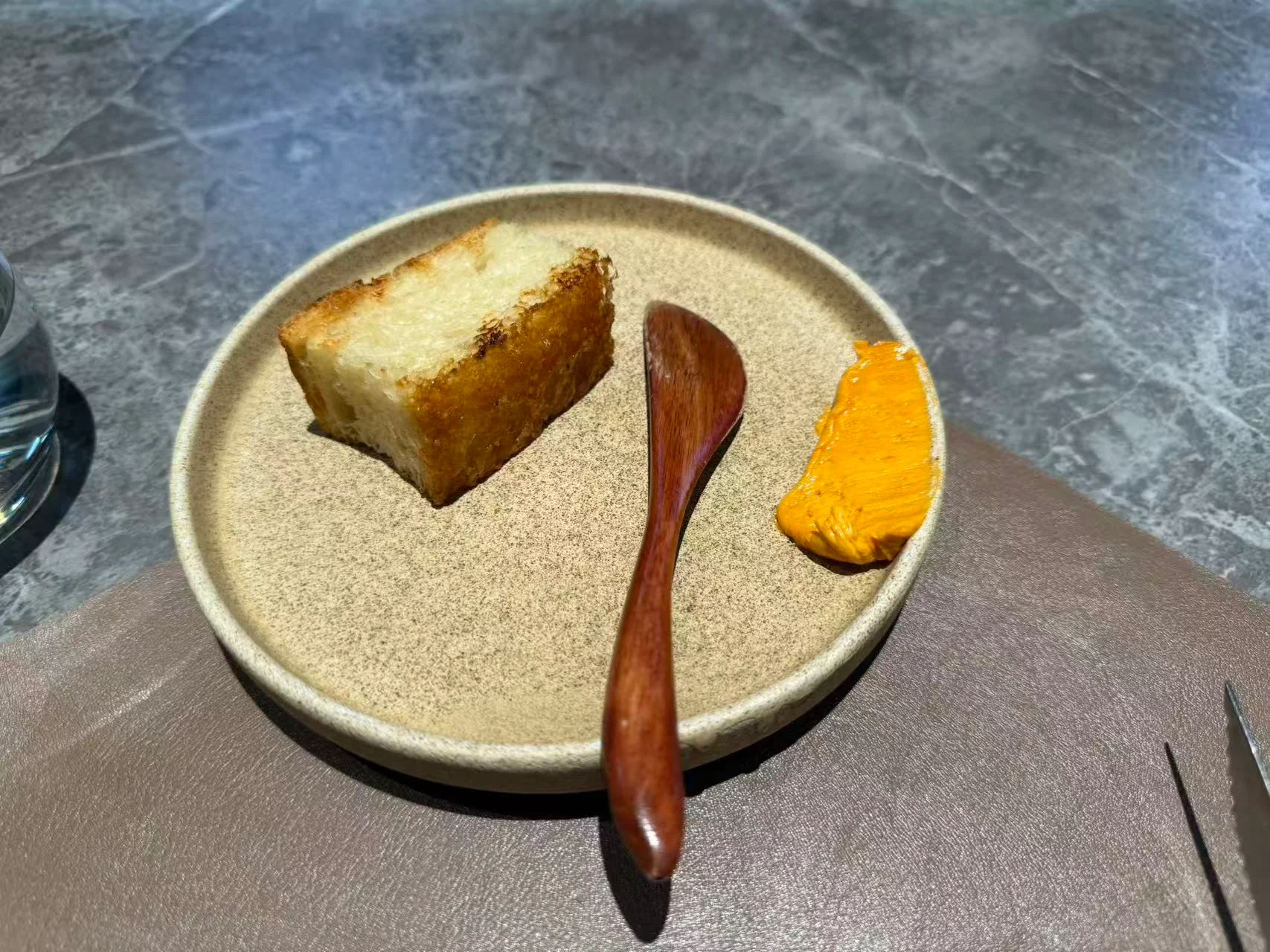 餐前面包